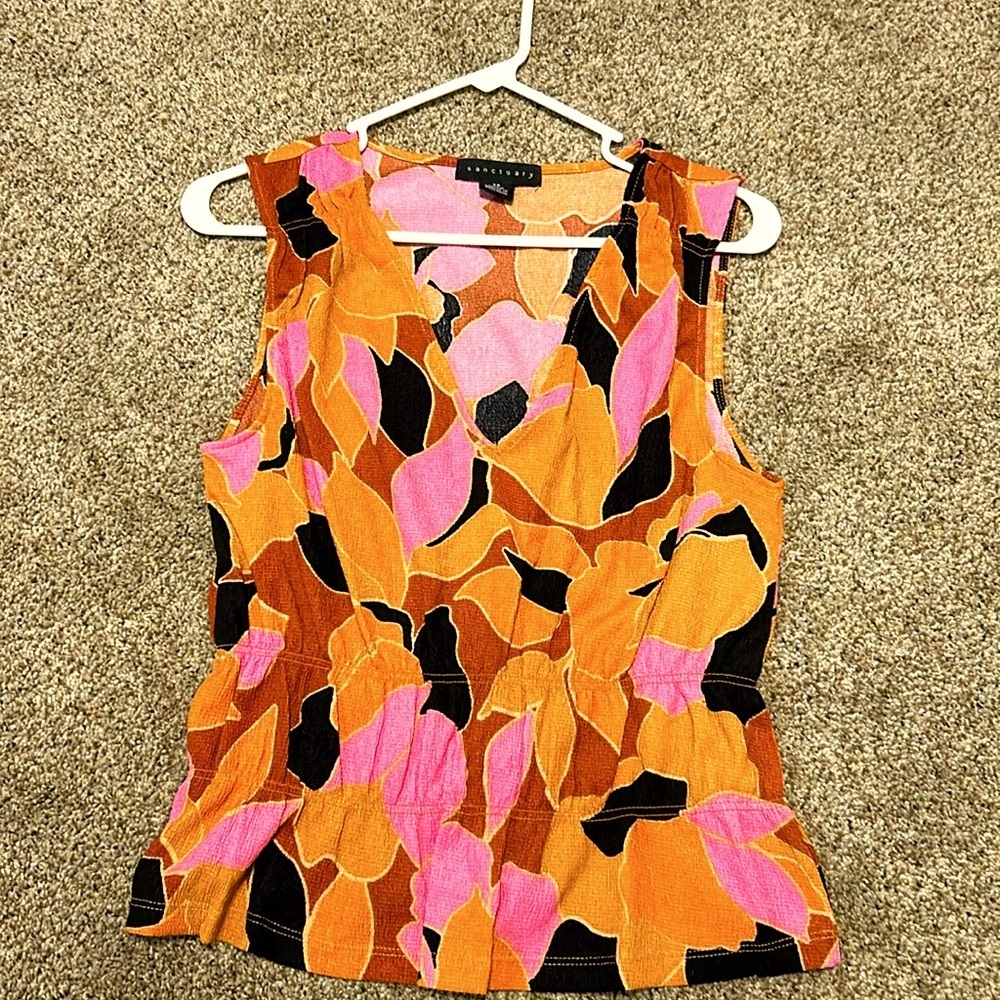 NWOT tank